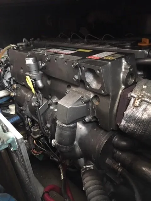 Slide: The Image of Mainship 390 Trawler 2003 - 28