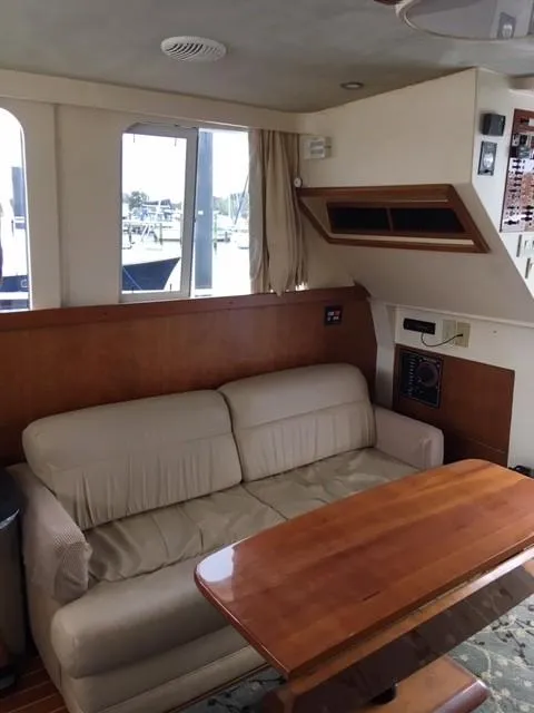 Slide: The Image of Mainship 390 Trawler 2003 - 3