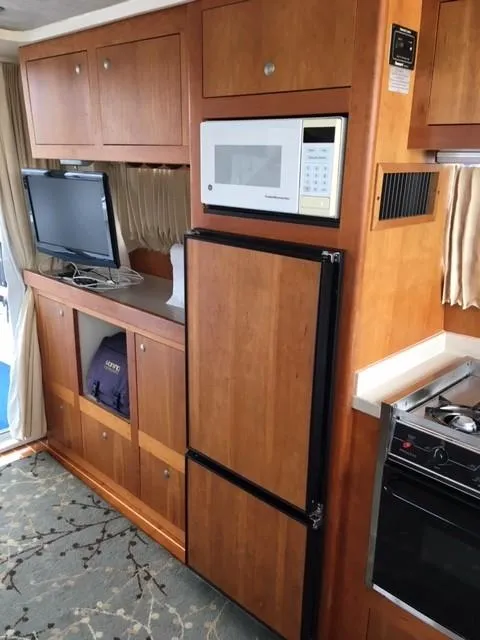 Slide: The Image of Mainship 390 Trawler 2003 - 6