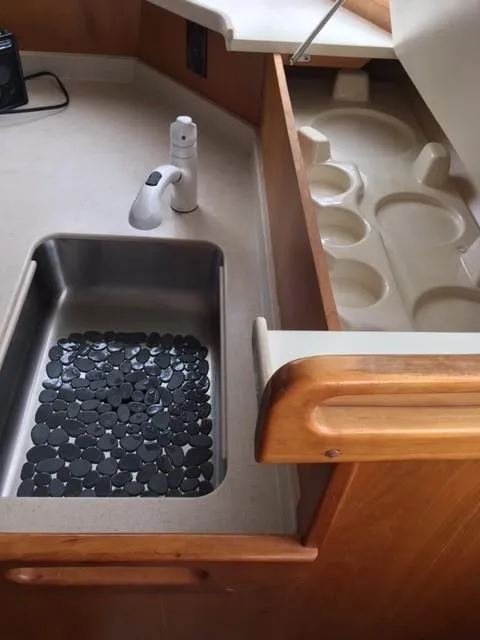 Slide: The Image of Mainship 390 Trawler 2003 - 9