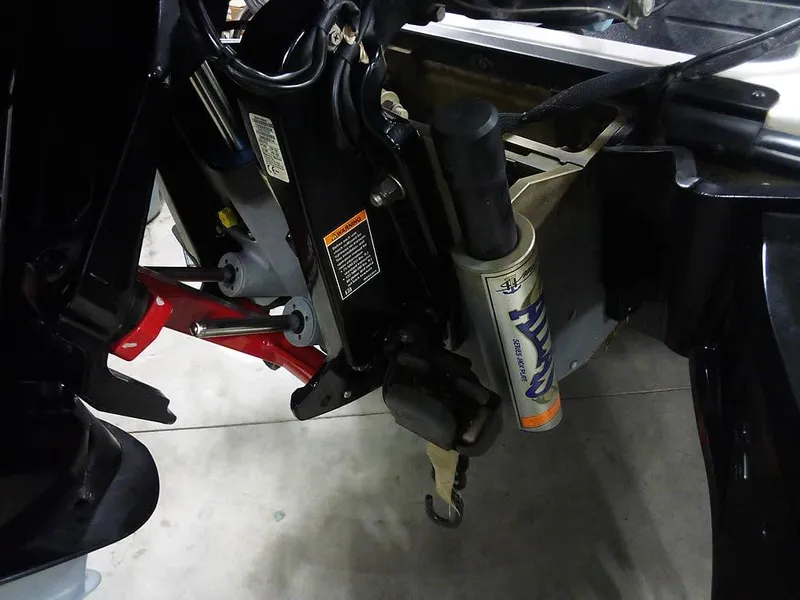 Slide: The Image of 2019 Ranger Z520L Comanche DC boat engine components and hydraulic system close-up. - 43