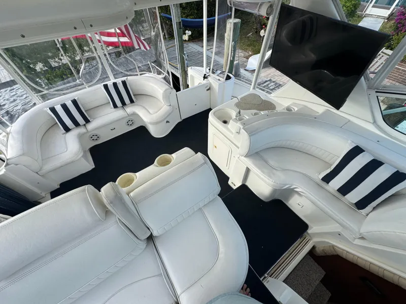 Slide: The Image of 17 2003 Cruisers Yacht 4450 Sundeck 3.jpg - 16