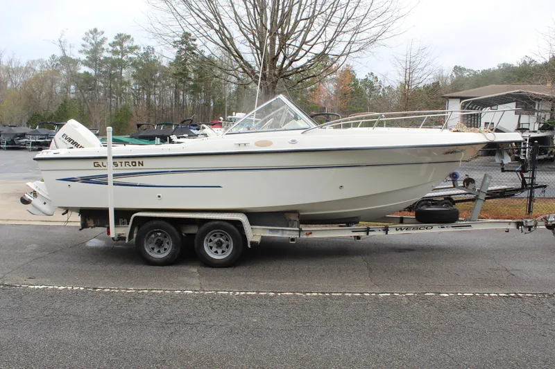 Slide: The Image of Glastron 213 DC 2004 - 7