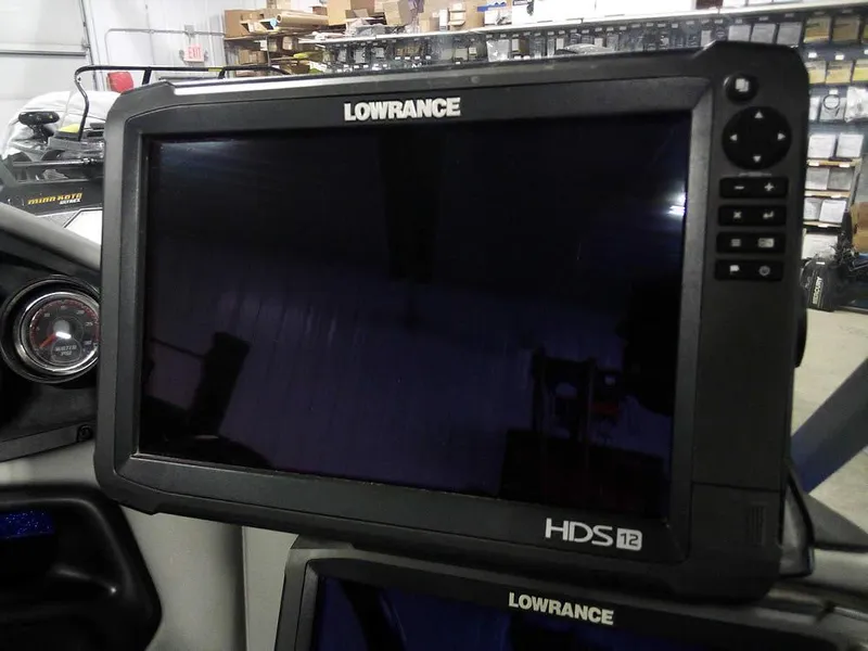 Slide: The Image of Lowrance HDS-12 fishfinder on 2018 Ranger 621FS Fisherman boat dashboard. - 25