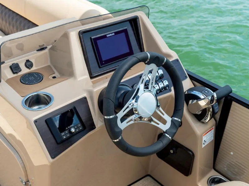 Slide: The Image of Harris Sunliner 230 CW 2022 - 5