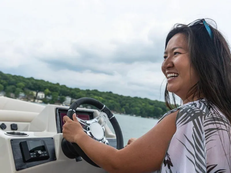 Slide: The Image of Harris Sunliner 230 CW 2022 - 7