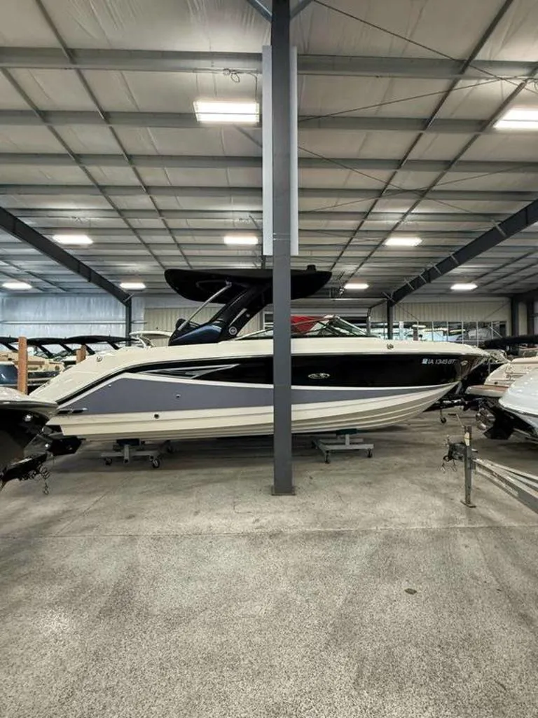Slide: The Image of Sea Ray SLX 280 2018 - 0