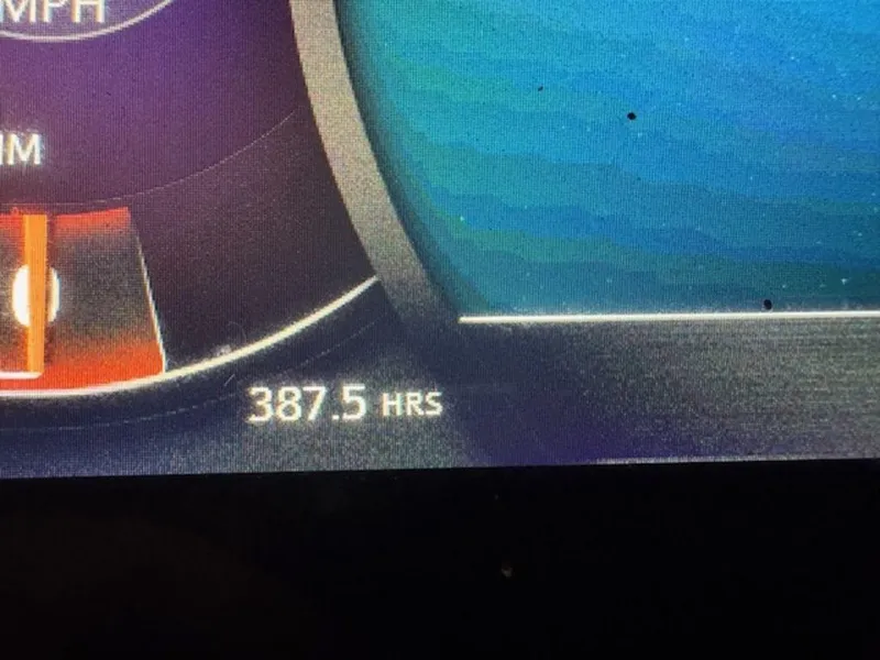 Slide: The Image of Sea Ray SLX 280 2018 - 10