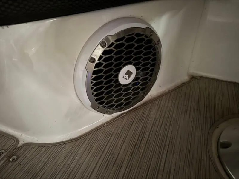 Slide: The Image of Sea Ray SLX 280 2018 - 12