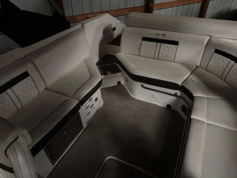 Slide: The Image of Sea Ray SLX 280 2018 - 6