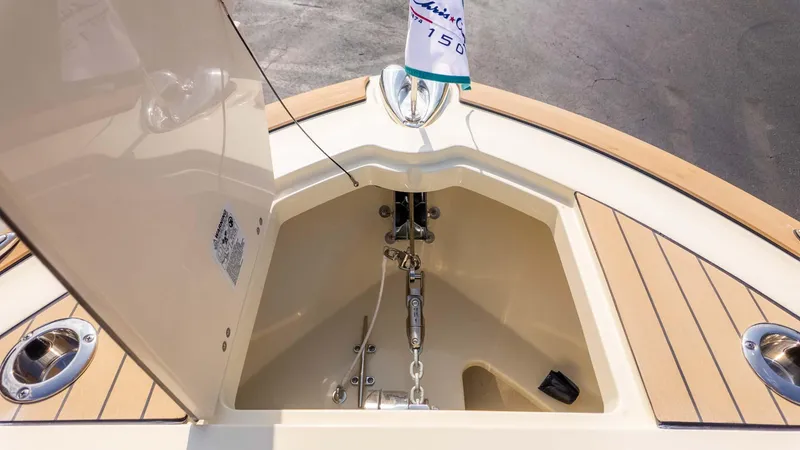 Slide: The Image of Chris-Craft Catalina 28 2025 - 22