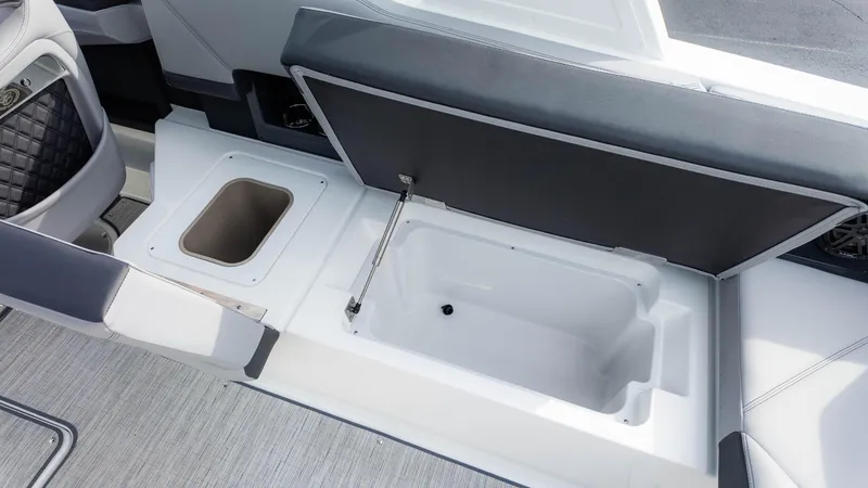 Slide: The Image of Cobalt R8OB 2025 - 15