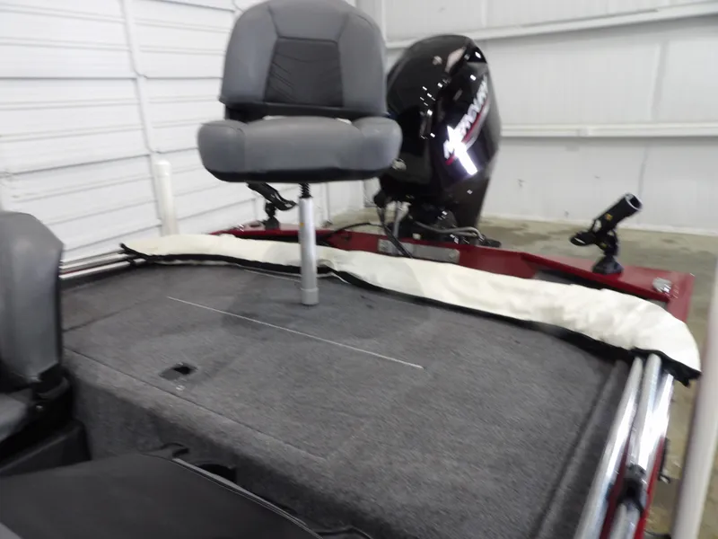 Slide: The Image of Tracker CLASSIC XL 2023 - 12