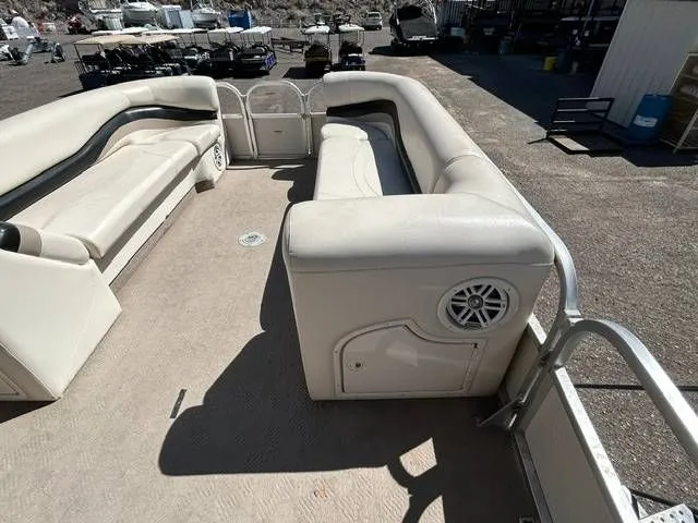 Slide: The Image of Tracker Party Hut 30 2005 - 17