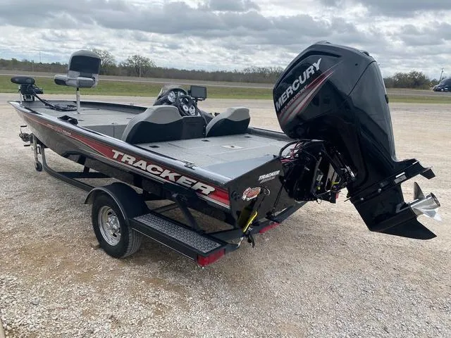 Slide: The Image of White River Pro Team™ 190 TX 2018 - 11