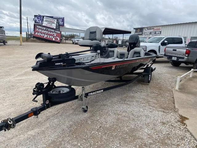 Slide: The Image of White River Pro Team™ 190 TX 2018 - 3