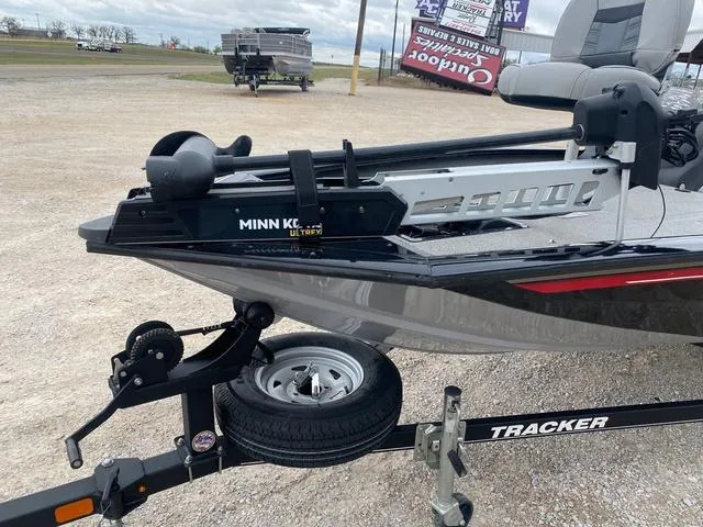 Slide: The Image of White River Pro Team™ 190 TX 2018 - 4