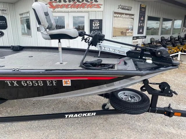 Slide: The Image of White River Pro Team™ 190 TX 2018 - 5