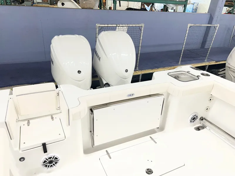 Slide: The Image of Sea Hunt Gamefish 30 Forward Seating 2025 - 9