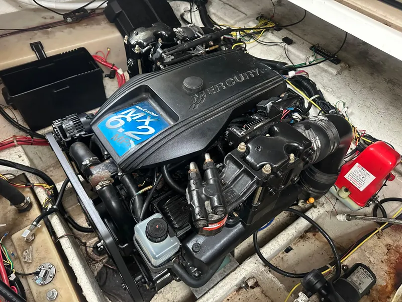 Slide: The Image of Engine compartment of a 2001 Bayliner 2655 Cierra with a Mercury MX 6.2 engine. - 43