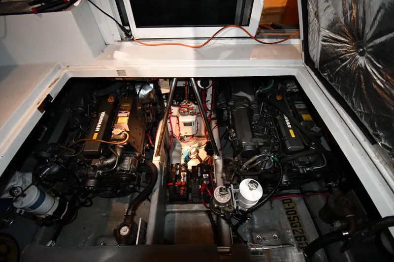 Slide: The Image of Mainship 40 Sedan Bridge 1997 - 53