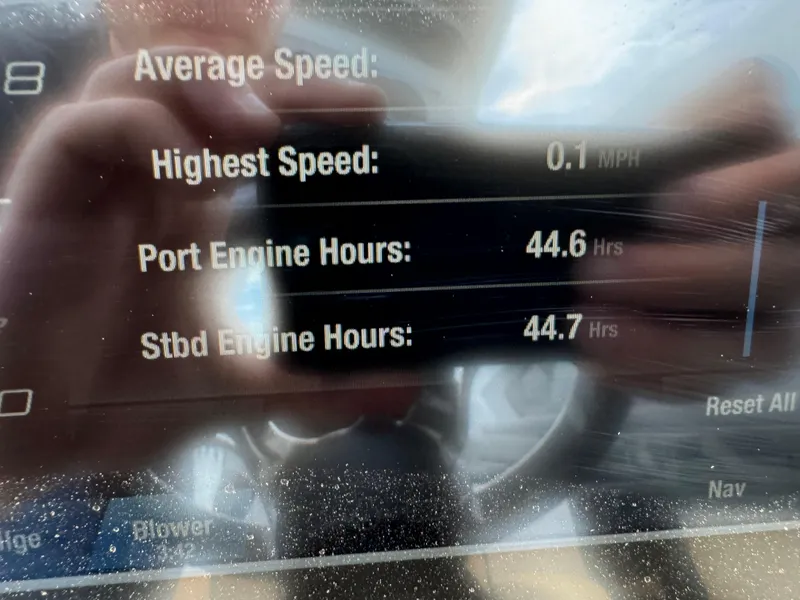 Slide: The Image of Dashboard of 2021 Yamaha Boats 275SE showing engine hours and speed metrics. - 19
