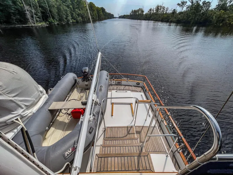 Slide: The Image of Grand Banks 42 Classic 1989 - 52