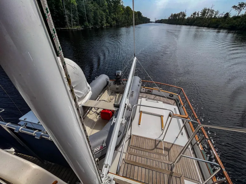 Slide: The Image of Grand Banks 42 Classic 1989 - 53