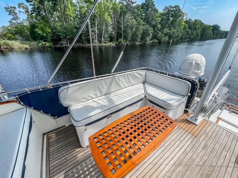 Slide: The Image of Grand Banks 42 Classic 1989 - 55