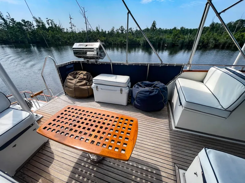 Slide: The Image of Grand Banks 42 Classic 1989 - 57