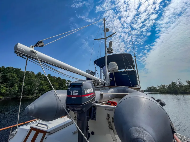 Slide: The Image of Grand Banks 42 Classic 1989 - 64