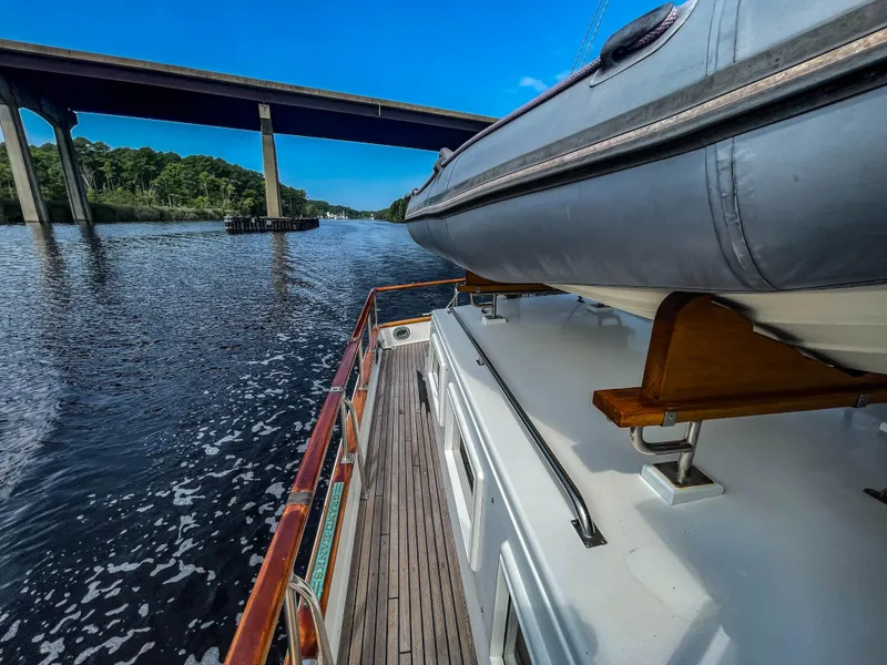 Slide: The Image of Grand Banks 42 Classic 1989 - 66