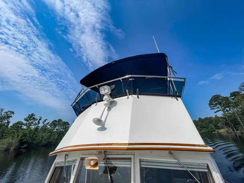 Slide: The Image of Grand Banks 42 Classic 1989 - 71