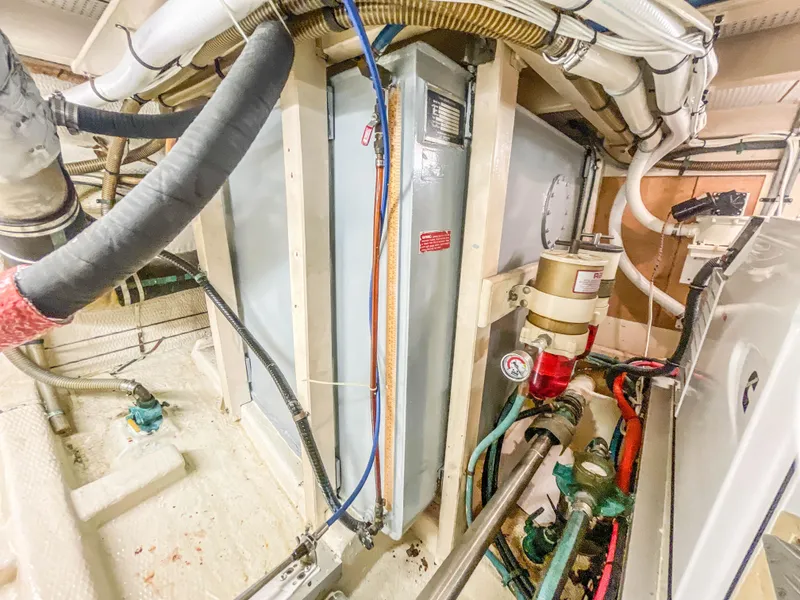 Slide: The Image of Grand Banks 42 Classic 1989 - 75