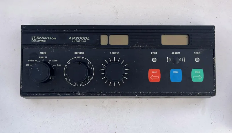 Slide: The Image of Jefferson 42 SE Sundeck Motor Yacht 1987 - 55