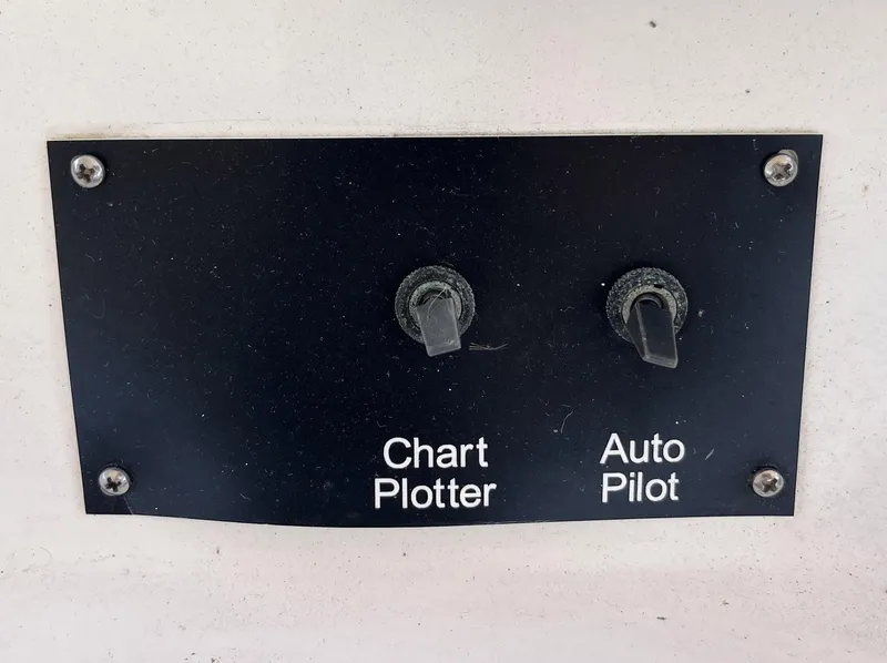 Slide: The Image of Jefferson 42 SE Sundeck Motor Yacht 1987 - 57