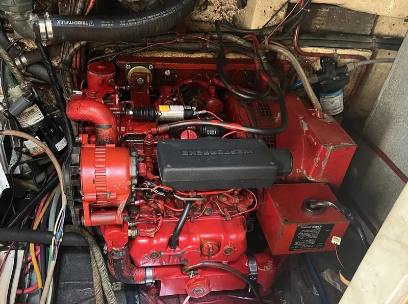 Slide: The Image of Jefferson 42 SE Sundeck Motor Yacht 1987 - 63