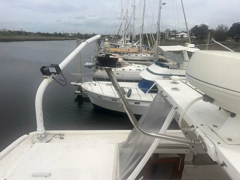 Slide: The Image of Jefferson 42 SE Sundeck Motor Yacht 1987 - 66