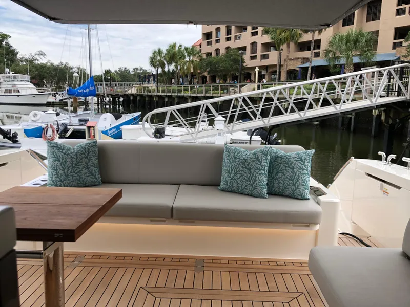 Slide: The Image of Maritimo M55 2023 - 10