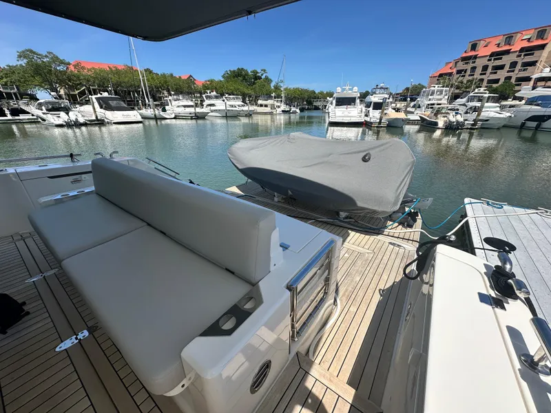 Slide: The Image of Maritimo M55 2023 - 11