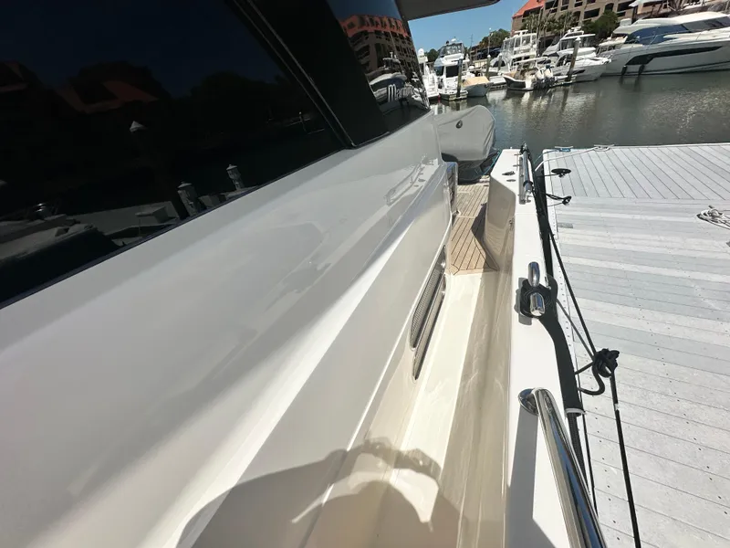 Slide: The Image of Maritimo M55 2023 - 21