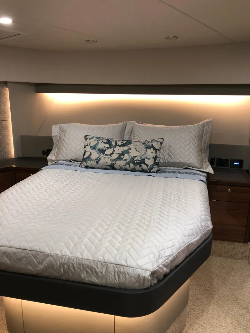 Slide: The Image of Maritimo M55 2023 - 27