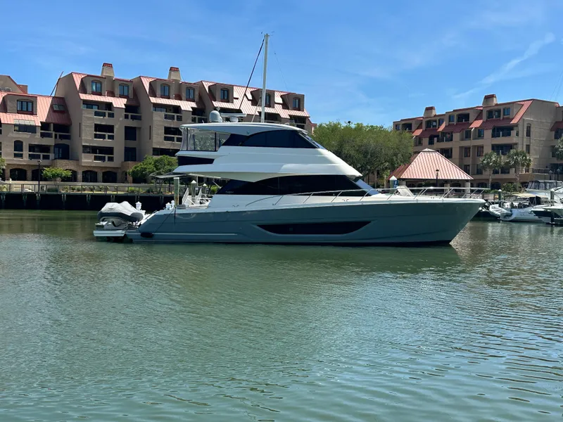 Slide: The Image of Maritimo M55 2023 - 4