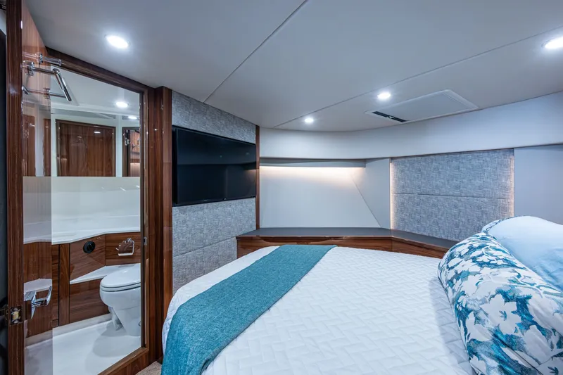 Slide: The Image of Maritimo M55 2023 - 49