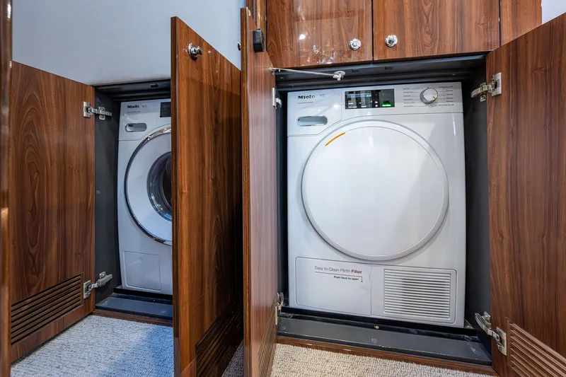 Slide: The Image of Maritimo M55 2023 - 54