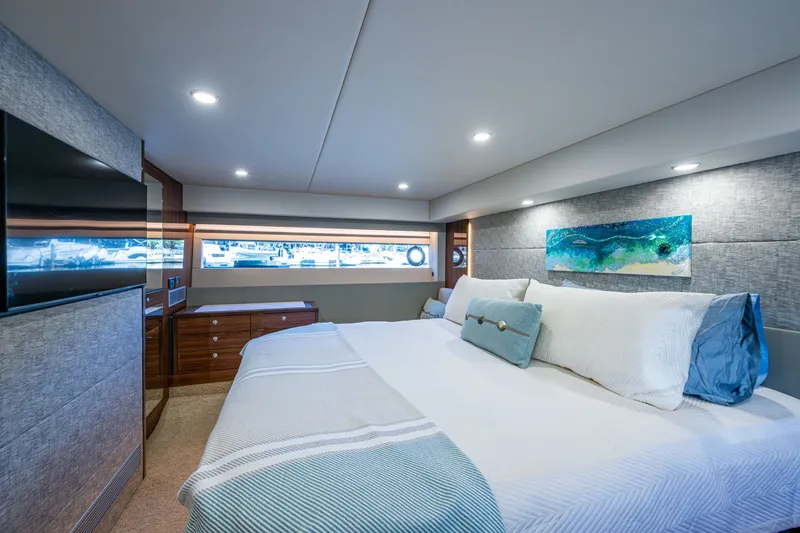 Slide: The Image of Maritimo M55 2023 - 62