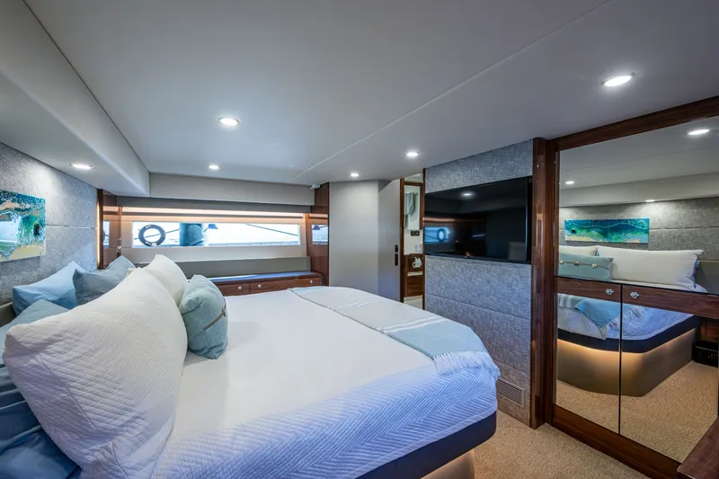 Slide: The Image of Maritimo M55 2023 - 64