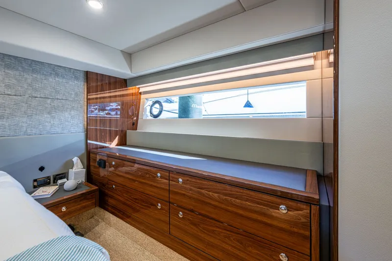 Slide: The Image of Maritimo M55 2023 - 69