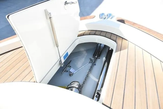 Slide: The Image of Anchor Locker - 14