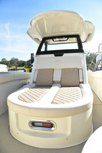 Slide: The Image of Bow Lounging - 15